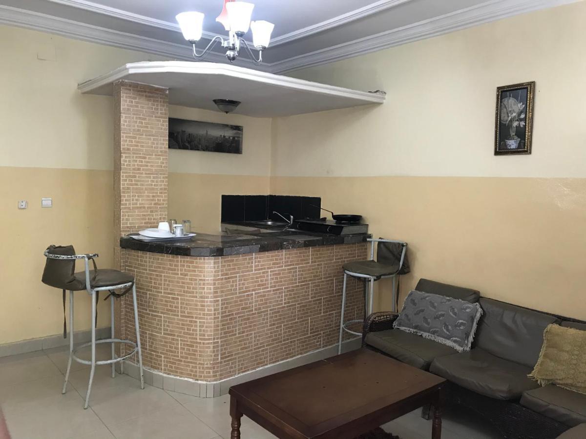 Appartements Chez Leo Brazzaville Buitenkant foto