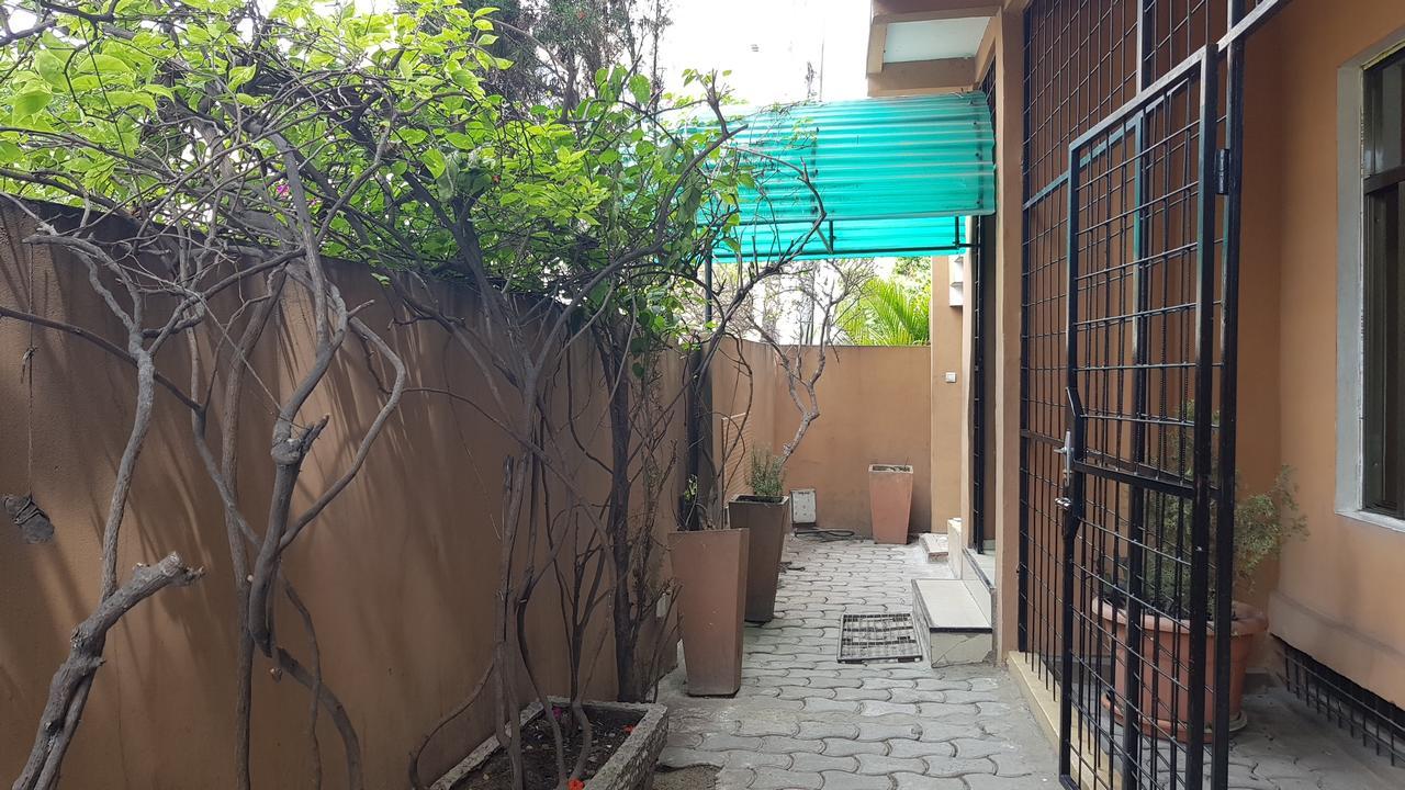 Appartements Chez Leo Brazzaville Buitenkant foto