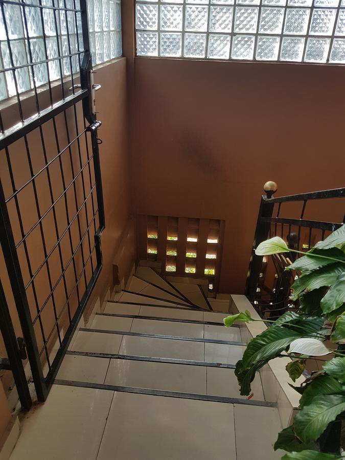 Appartements Chez Leo Brazzaville Buitenkant foto