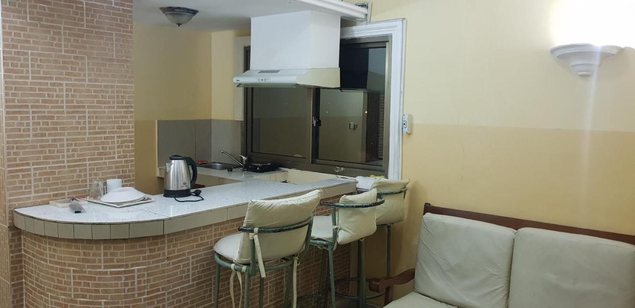 Appartements Chez Leo Brazzaville Buitenkant foto